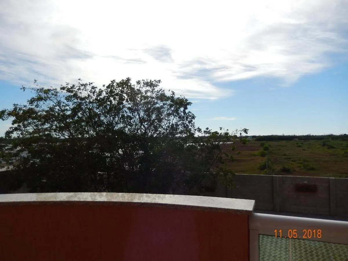 Flat Golden Lake Arraial do Cabo